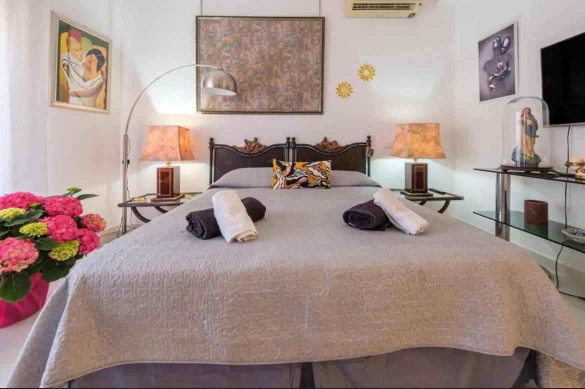 Bed & Breakfast Bed and Breakfast Casa Luce Milazzo Italia