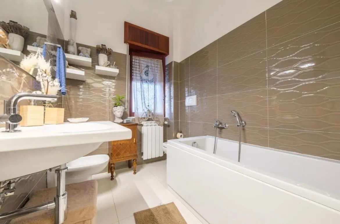 Bed and Breakfast Casa Luce Milazzo 0*,  Italia