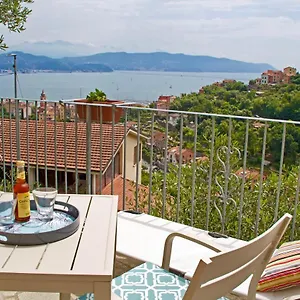 La Terrazza Con L'ulivo - Affittacamere Con Terrazzo E Vista Sul Golfo Dei Poeti , La Spezia Italia